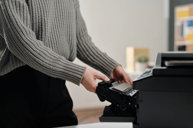 ¿Puedo seguir imprimiendo si un cartucho está vacío?